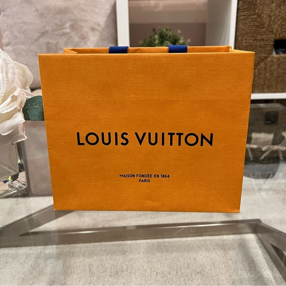 Louis Vuitton Gift Box Set - Picture 6 of 10